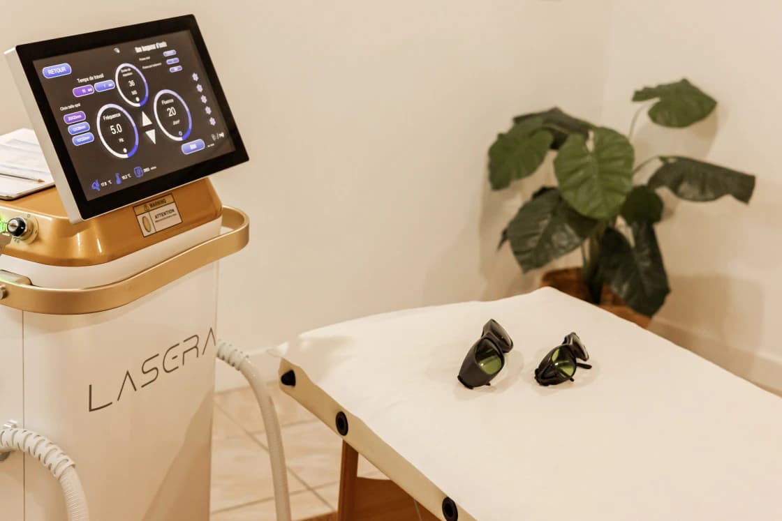 Machine épilation laser Lascera — Technologie V2 Corpoderm Institut Lymera Jacou